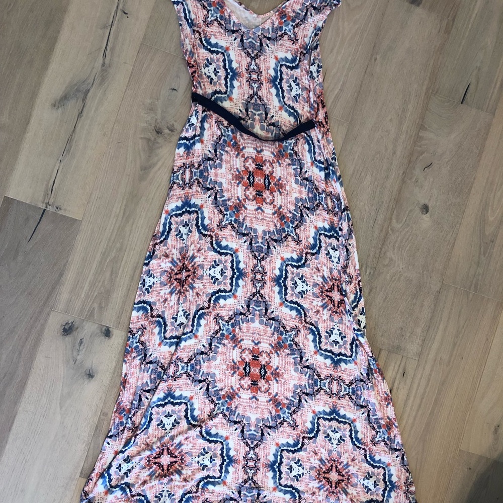 Jessica Simpson maternity maxi dress